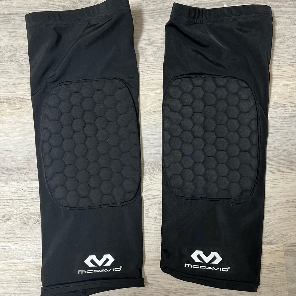 McDavid Hex padded leg sleeves